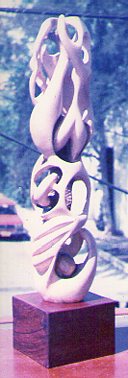 Escultura del escultor contemporáneo Vicjes Gonród arte escultórico español que inspira emociones